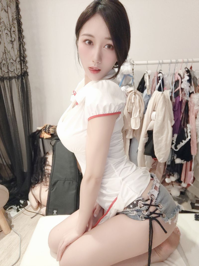 【微密圈】小玉吃果冻-情趣护士[19P-64M]插图1