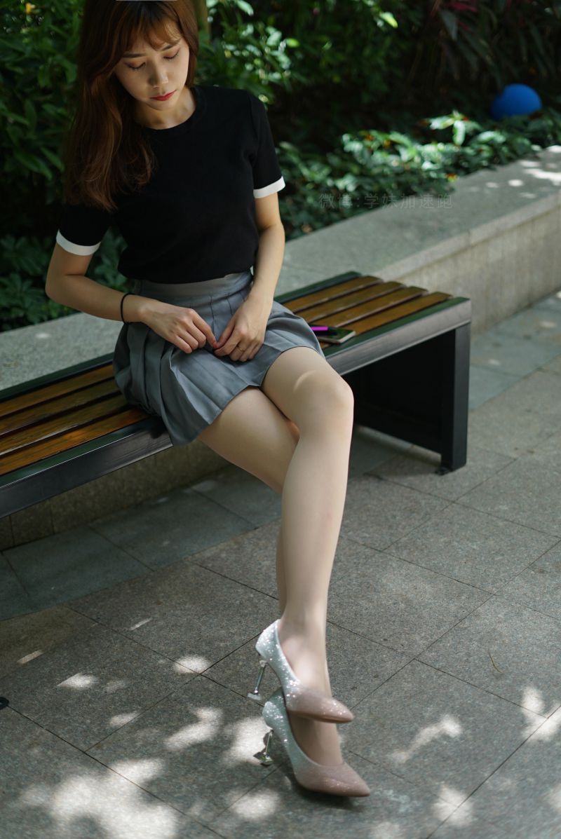 学妹加速跑 XM048《这天气看有点热+琪琪》[88P1V+201MB]插图1