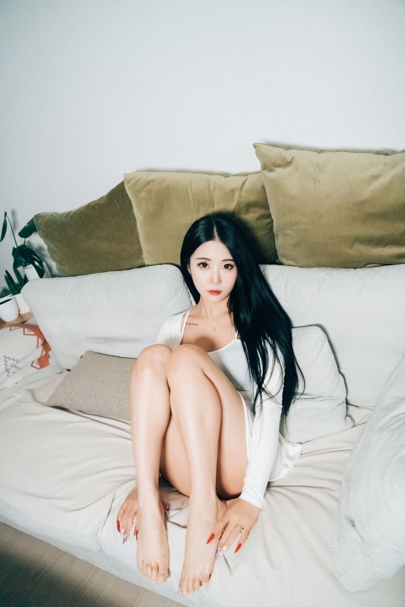 Loozy NO.118  Bomi (보미) - You Bomi[112P-5V-2.88G]插图