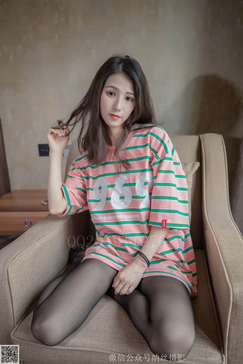 纳丝摄影 NO.215 彤彤 众筹 [111P1V+2.08G]插图