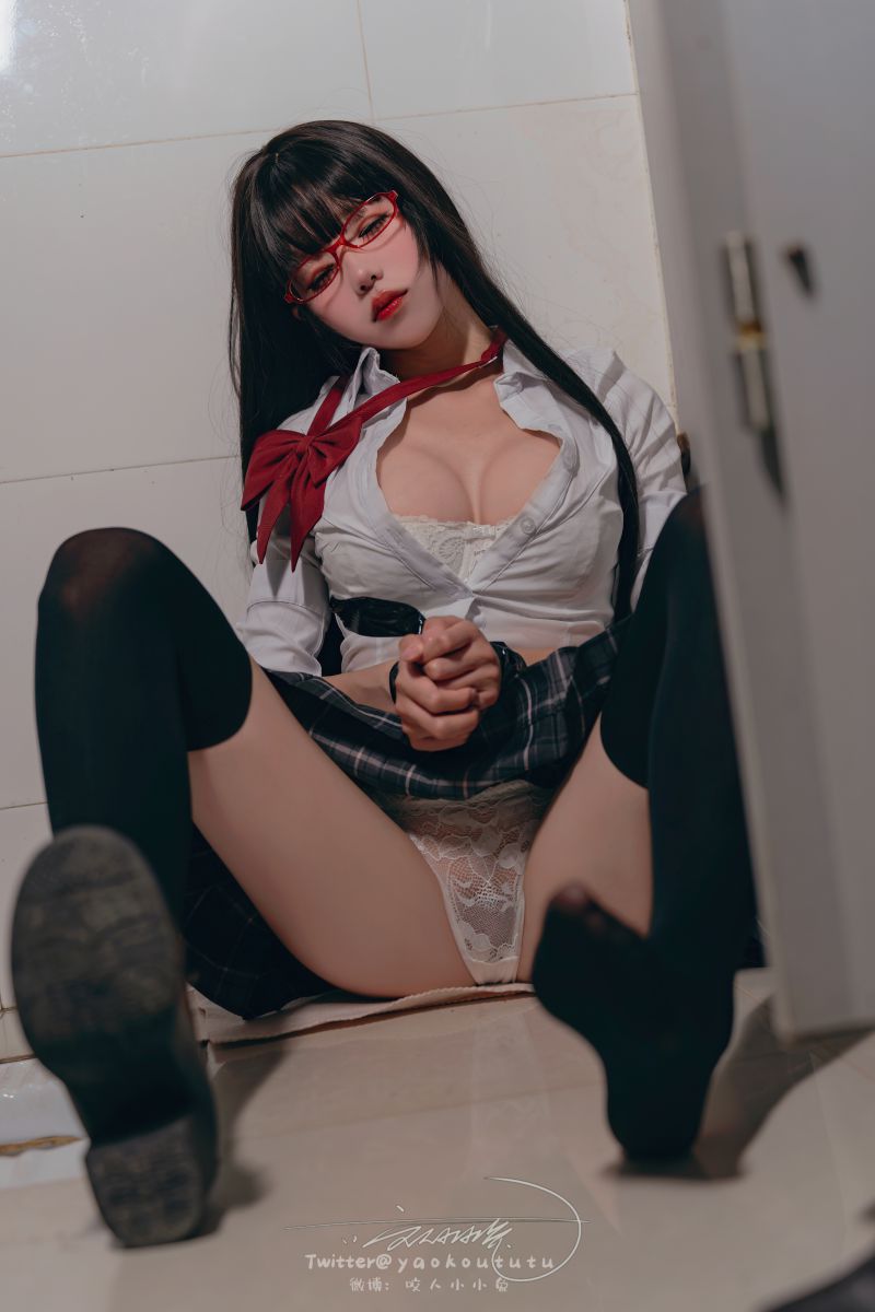 咬一口兔娘(黏黏团子兔) – NO.117 电车惊魂& 期待[72P-1V-1.02G]插图1