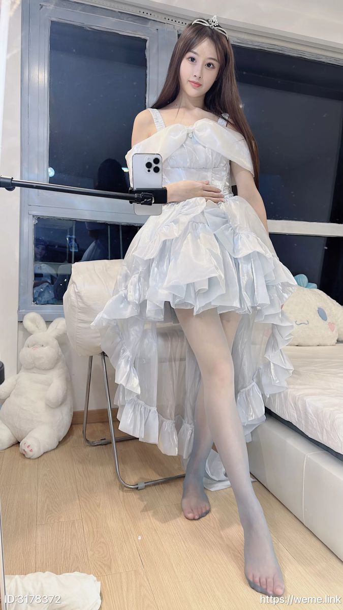 【微密圈】小萌子-渐变蓝丝袜[53P-49M]插图