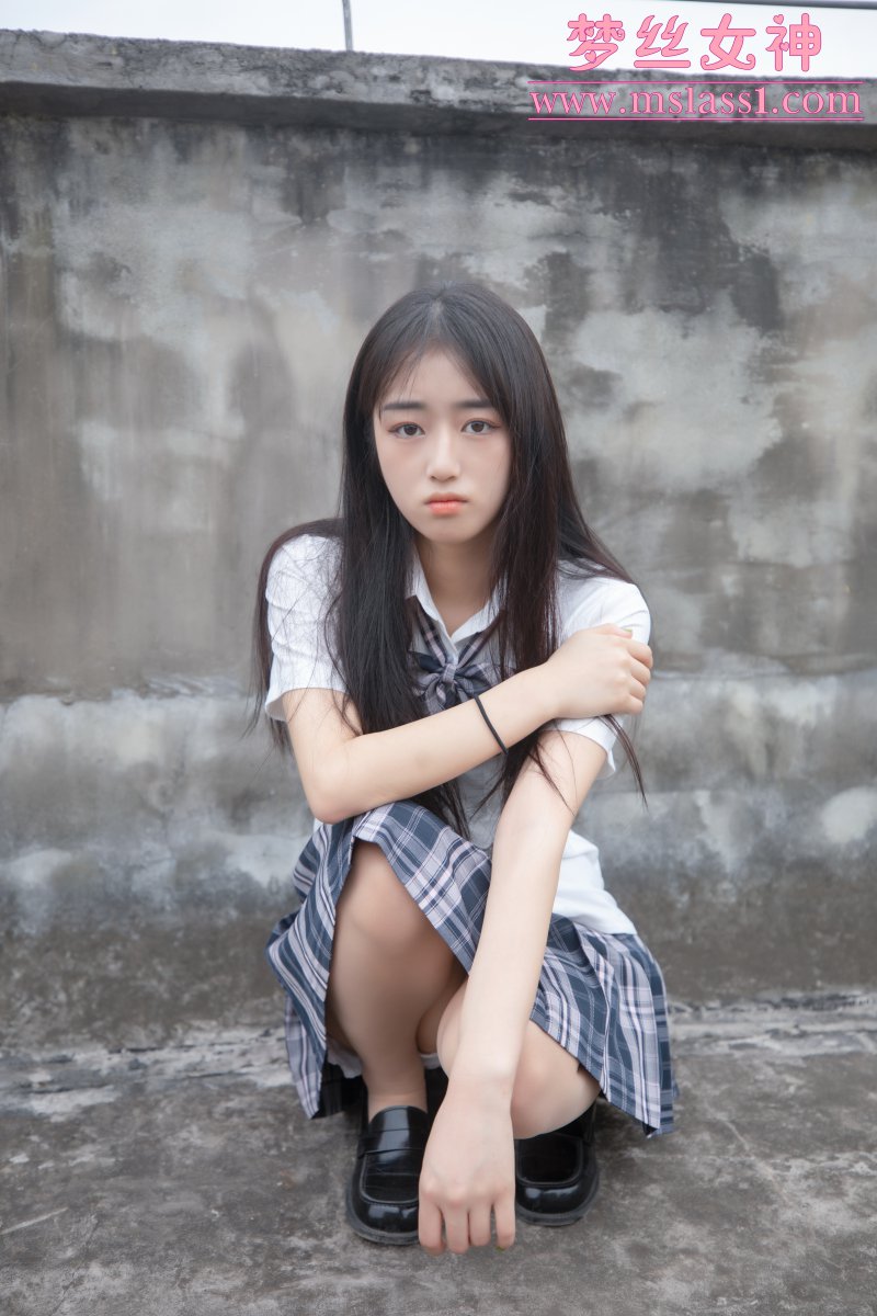 [MSLASS梦丝女神] 2021-06-21 NO.166 王娇娇 天台JK少女 [64+1P／408MB]插图1