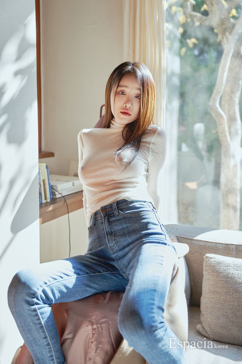[Espacia Korea] EHC#104 Lee Snow [64P／323MB]插图1