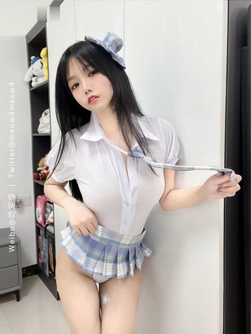 博主网红 吃定你 私拍【302P81V】插图