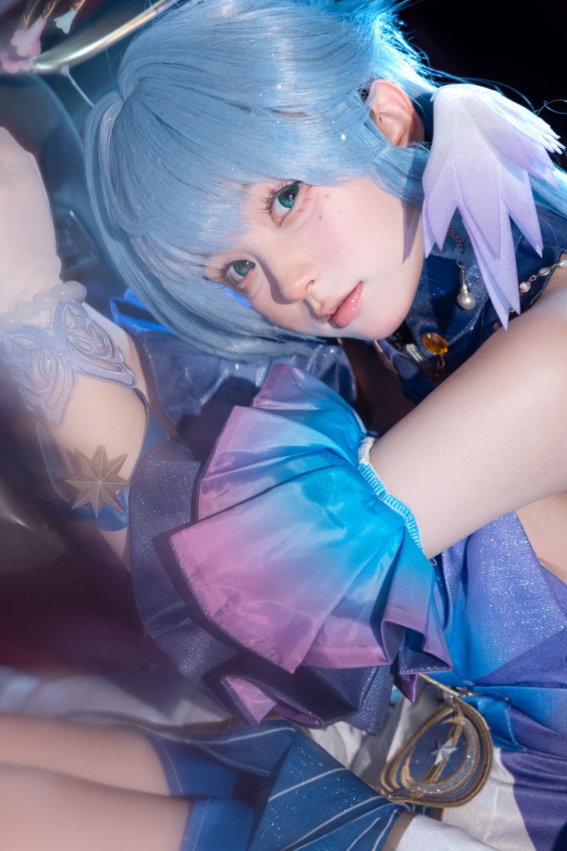 花铃 – NO.055 知更鸟[18P-258M]插图