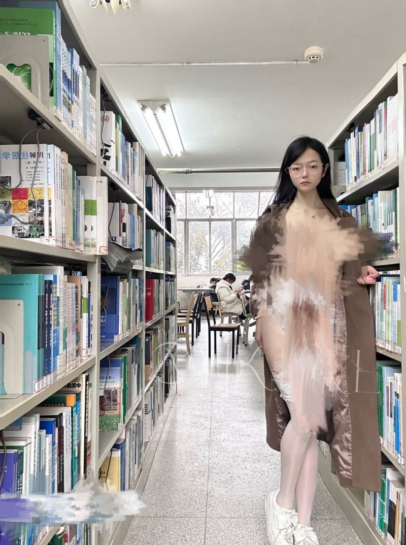 极品清纯女神 旖可 私拍【626P56V】插图1