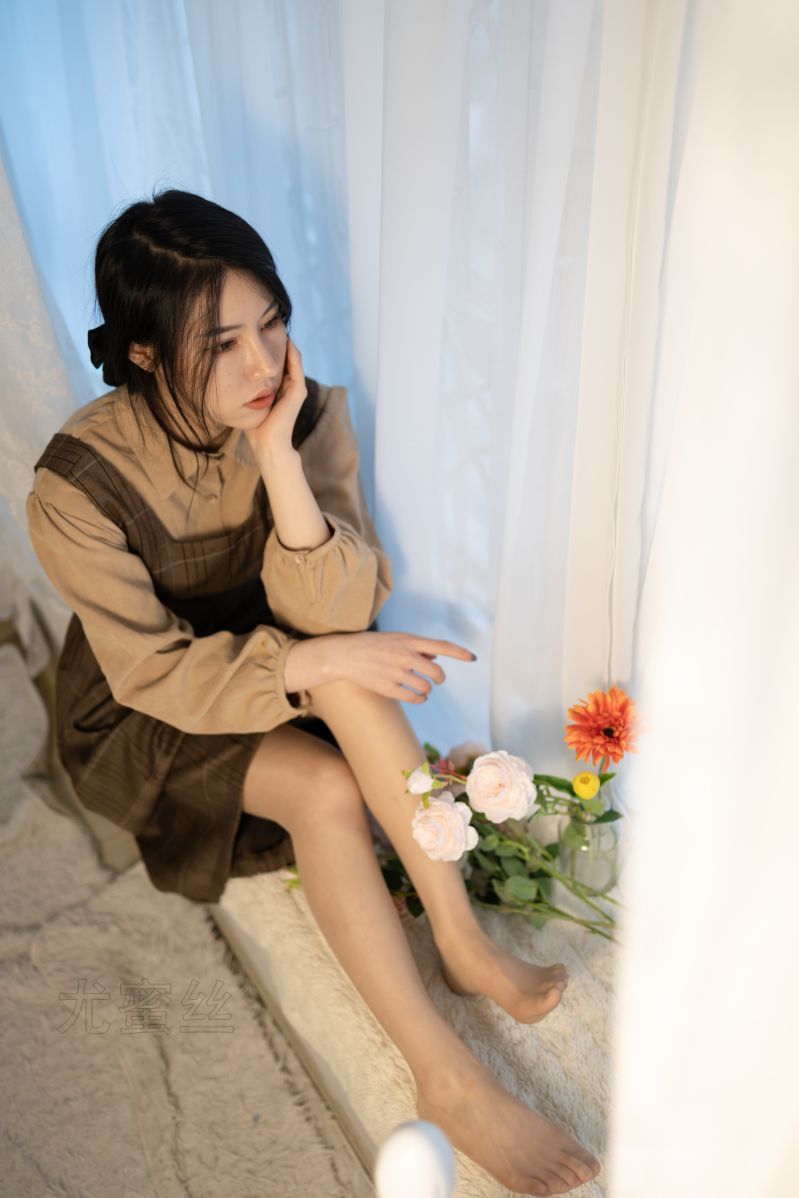[尤蜜丝]穿搭写真 NO.093插图1